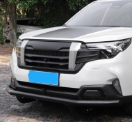 Mặt ca lăng Subaru Forester 2026