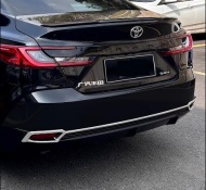 Ốp viền cản sau xe Toyota Camry năm 2025-2026